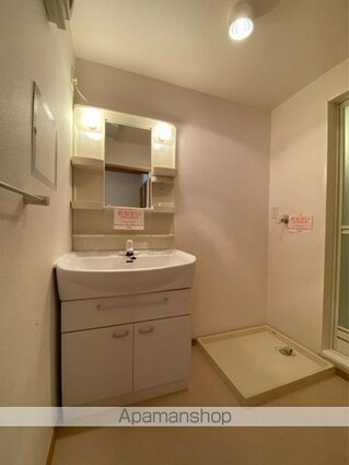 レス　ポール　Ｂ[2LDK/58.8m2]の洗面所