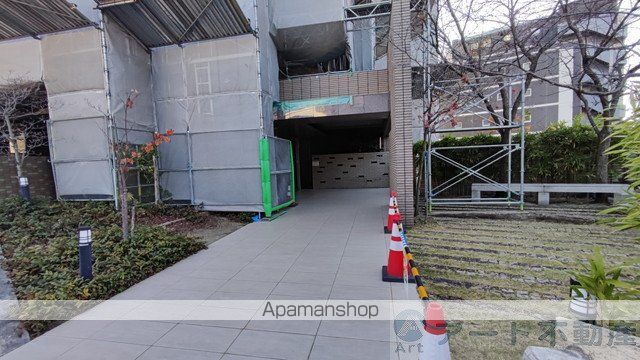 サーパス道後上市の外観写真