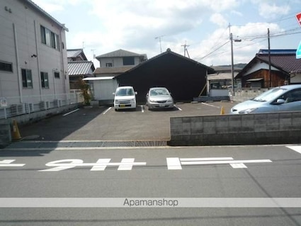 ｃａｓａ神領[1R/17.8m2]の駐車場2