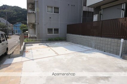 Ｄ－ｒｏｏｍさくら[2LDK/53.99m2]の駐車場