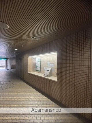 広島県広島市中区大手町５丁目[3LDK/77.56m2]の共用部3