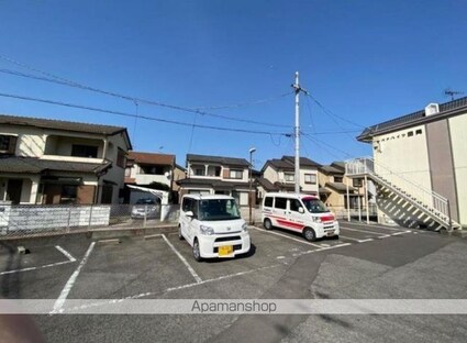 パナハイツ田岡　国分寺[1LDK/35.91m2]の駐車場