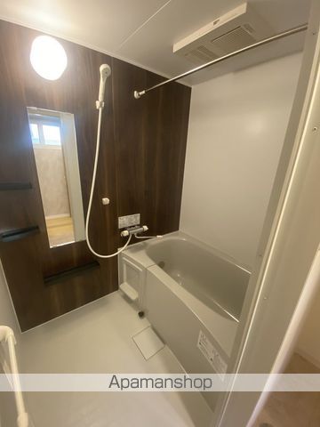 アルファスクエア宮の森2条の内装写真