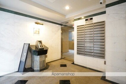 菱和パレス三軒茶屋壱番館[1K/18.92m2]のエントランス