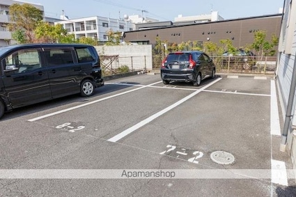 フォブール札場Ａ・Ｂ[2LDK/52.99m2]の駐車場