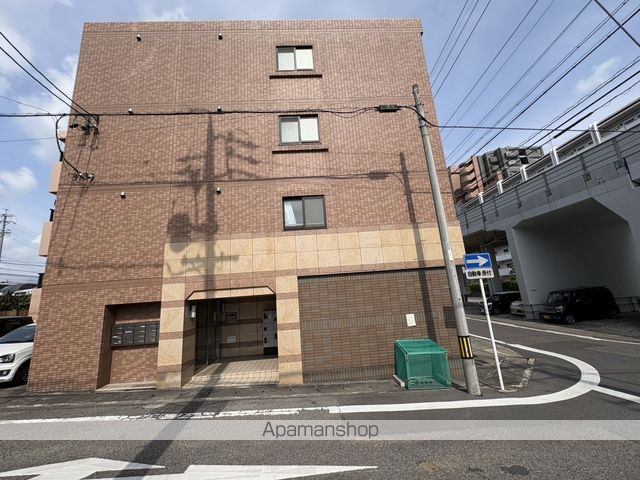アールズコート本郷の外観写真