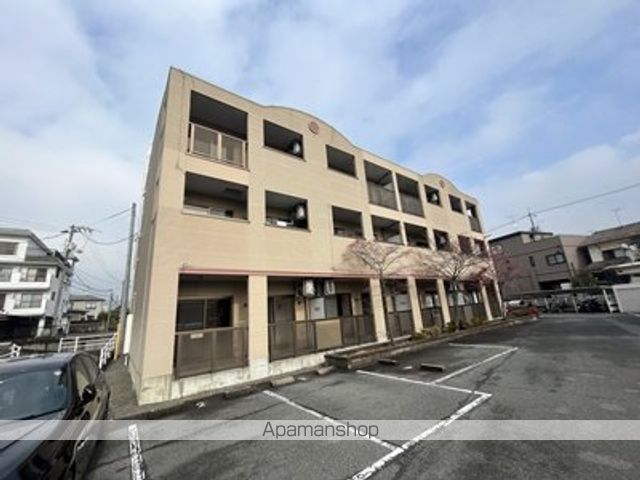 サンハイム鏡池の外観写真
