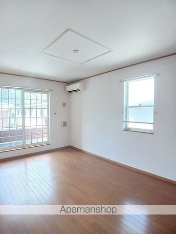 グラシオッソBの内装写真
