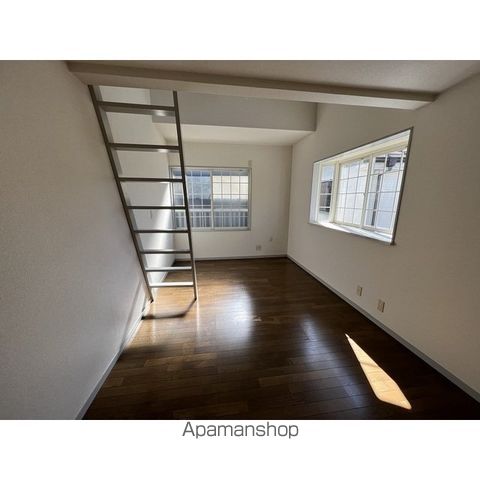 アドニス元町の内装写真