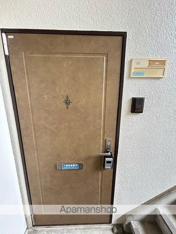 アルカンシェルの玄関写真