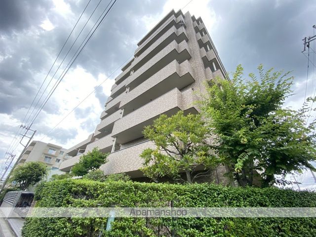 ライオンズマンション東川口AKAOの外観写真