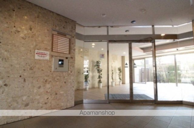 ライオンズマンション門前仲町古石場第2の玄関写真