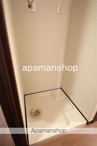 CROWNEHEIME本町イーストの内装写真