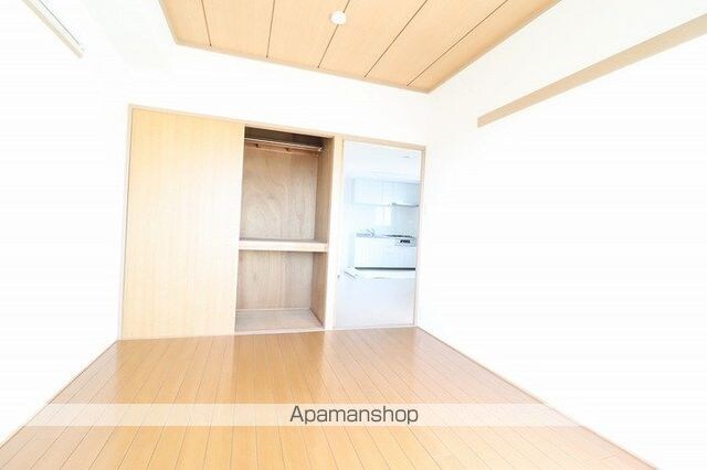 清水マンション[2LDK/49.5m2]の内装3