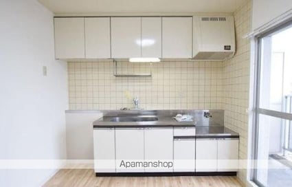 ヴィラ・アンソレイエ香川町[2DK/45.05m2]のキッチン