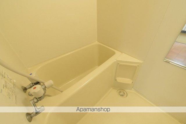 エリートの内装写真