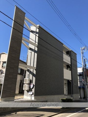 IーRESIDENCEの玄関写真