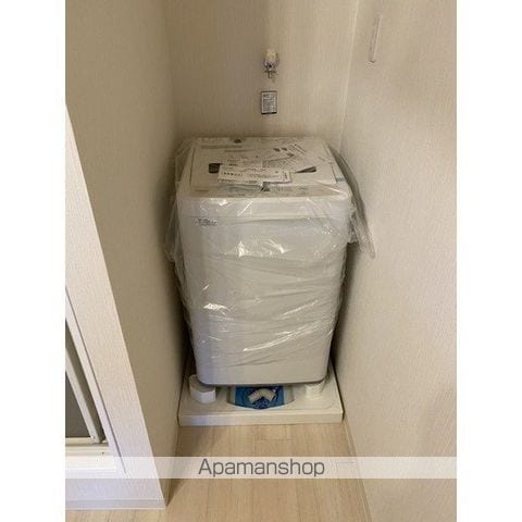 ロイヤルフラット野毛山弐番館の内装写真