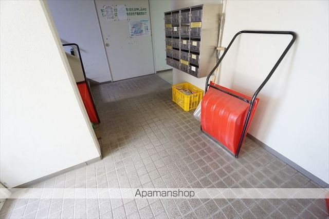 コンフォートクサカの玄関写真