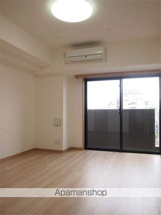 ルーブル中野本町[1K/25.51m2]のリビング・居間