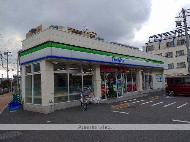 マスターピースの周辺写真