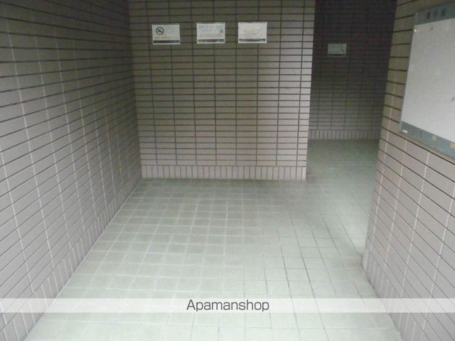 グルパ北庄の玄関写真