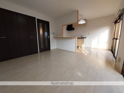 グランベールＪＩＮ[1LDK/48.6m2]のリビング・居間