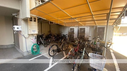 広島県広島市中区大手町５丁目[1LDK/56.1m2]の共用部1