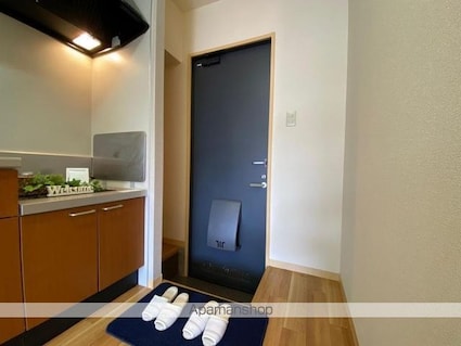 カサベルデⅢ[1K/28.24m2]の玄関