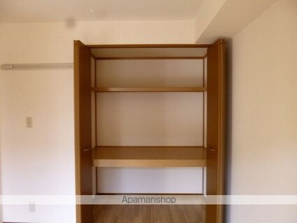 ヴィクトワール・コート[2LDK/59.17m2]の収納