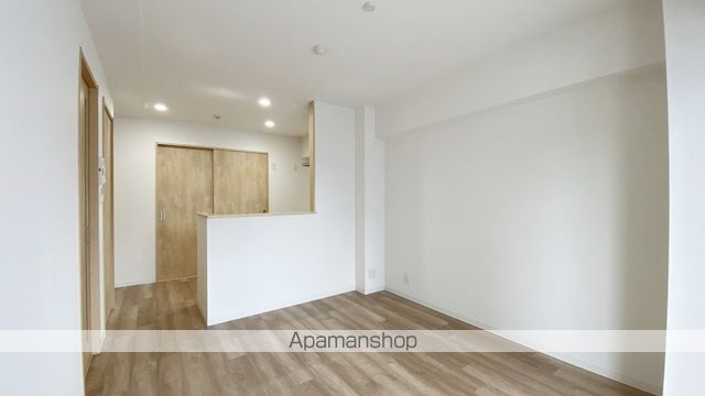 リビンコートSTUDIO岩田町の内装写真