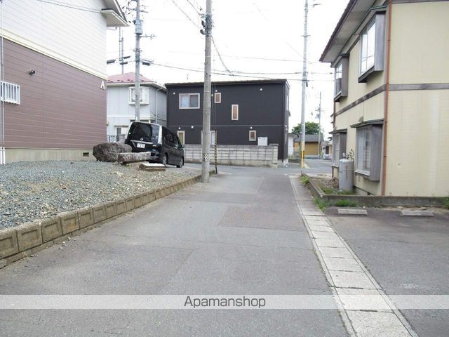 ユニベールA棟の周辺写真