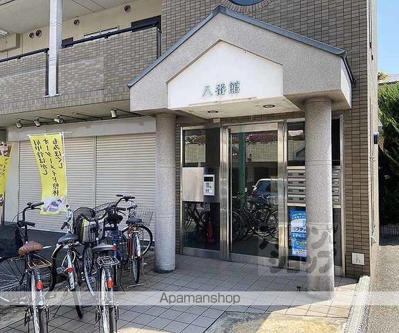 阪急電鉄京都線 桂駅 徒歩5分 3階建 築28年の玄関写真