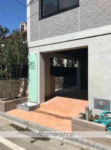 アステラホーム中野坂上の玄関写真