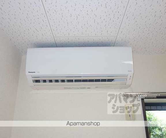 アンプルール クラージュ ルヴニールの内装写真