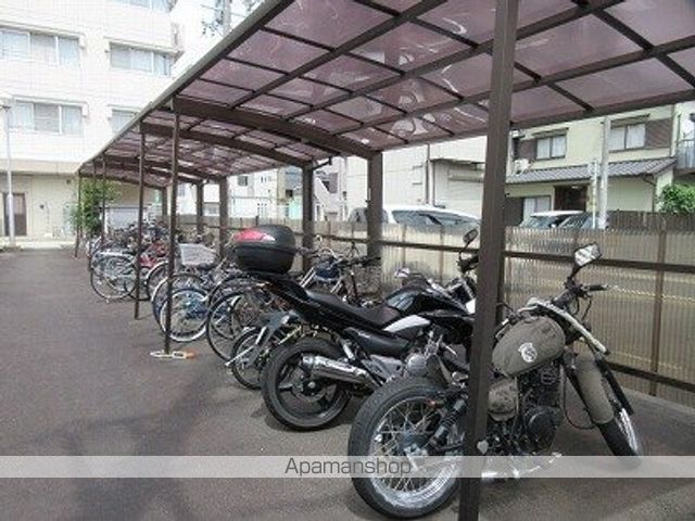 平和ビルの外観写真
