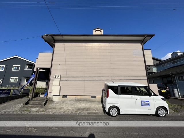 坂元広原ハイツの外観写真