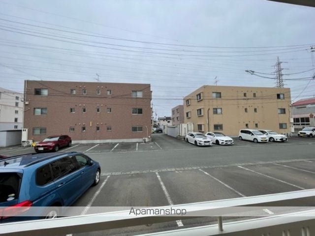 リビングタウン向中野 Bの内装写真
