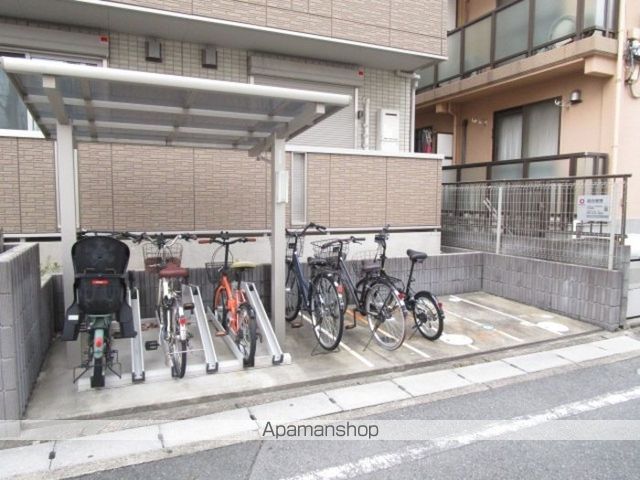 グランシャリオの玄関写真