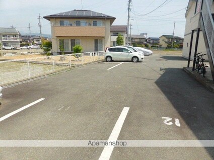 サープラス３Ｍ　Ｂ棟[2DK/44.71m2]のエントランス2
