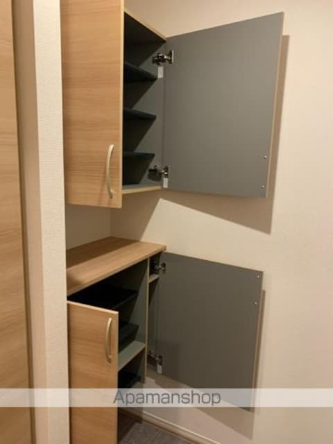 エクセリア赤塚[1LDK/41.17m2]の玄関