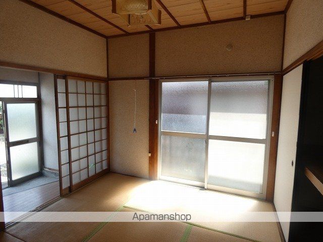 今治市 2階建 築59年の内装写真