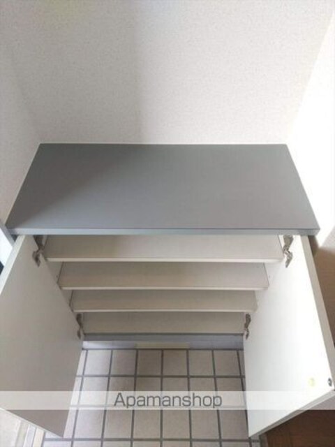 和歌山県和歌山市堀止西２丁目[3LDK/62.28m2]の内装1