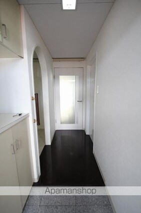 ハイマート屋島[3LDK/78.91m2]の玄関