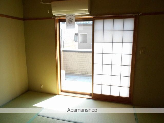 鍋島住宅の内装写真