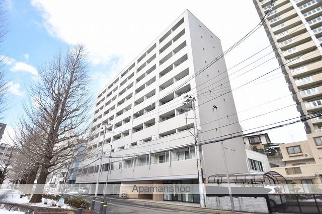 アーバンフラッツ榴ヶ岡の外観写真