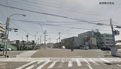 和歌山県和歌山市舟津町１丁目[4DK/48.31m2]の周辺1