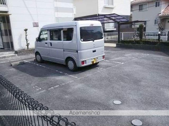 レオパレスヴィクトワールの外観写真