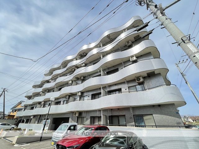 マンションRIVAGEの外観写真