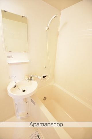 apartment 福島県本宮市荒井字大久保
地図を見る